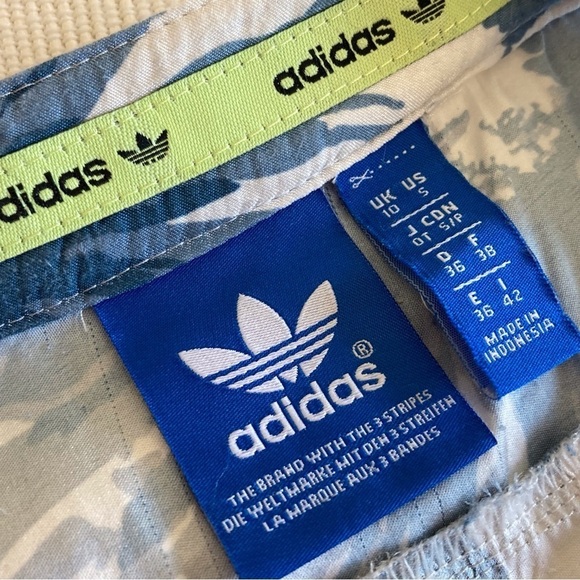 ADIDAS Floral Romper Shorts Size Small - Picture 5 of 11